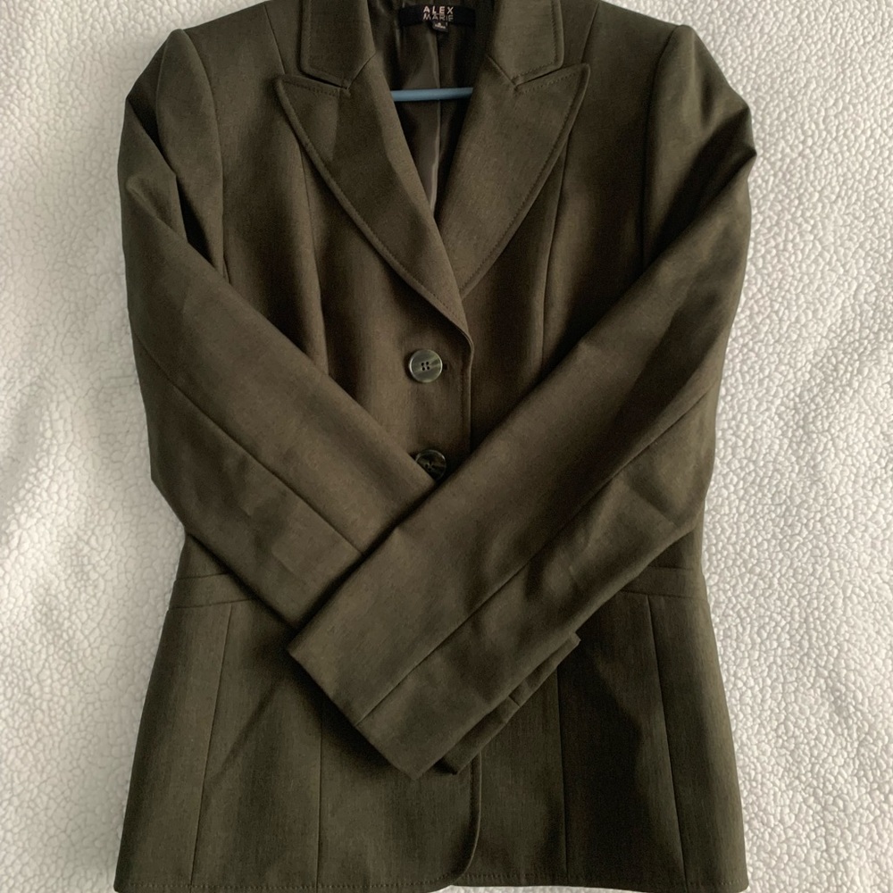 Woman's Pant Suit